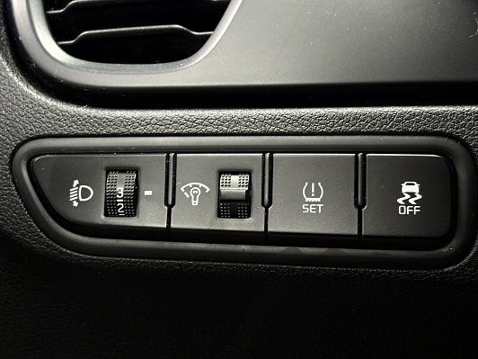 Kia Rio, 2021 года, пробег 70065 км