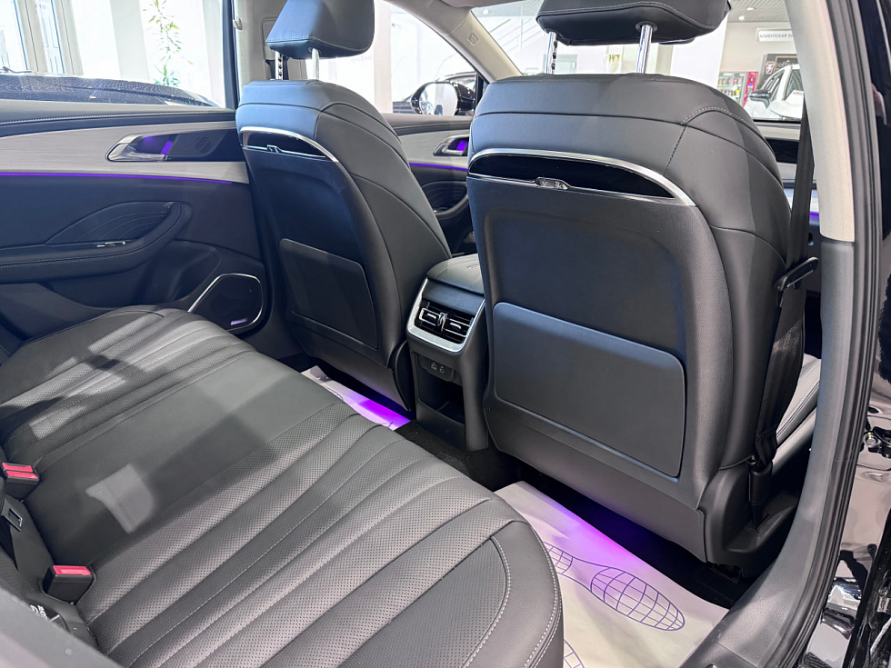 Hongqi H5 Делюкс Плюс, черный