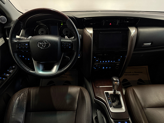 Toyota Fortuner Престиж, 2017 года, пробег 138000 км
