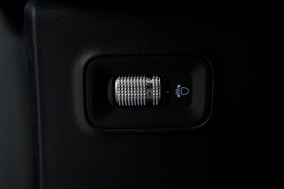 Geely Atlas Flagship, голубой