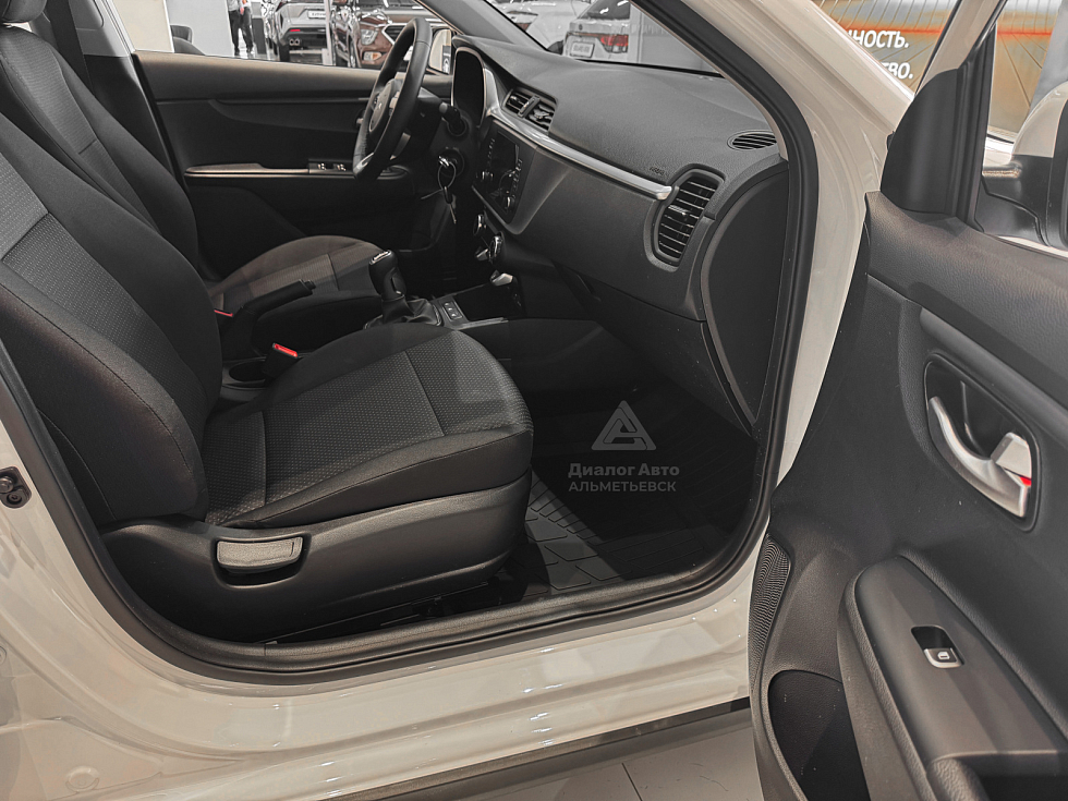 Solaris KRX Luxe, белый