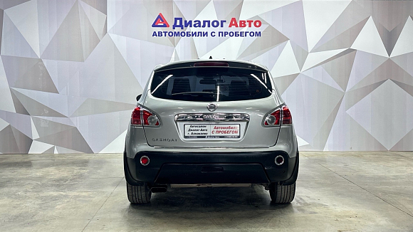 Nissan Qashqai LE, 2008 года, пробег 214000 км