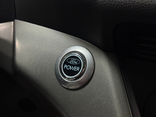 Ford Kuga Titanium, 2013 года, пробег 181000 км