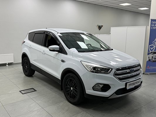 Ford Kuga Titanium, 2017 года, пробег 89901 км
