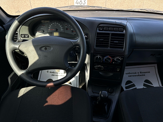 Lada (ВАЗ) 2110, 2011 года, пробег 133000 км