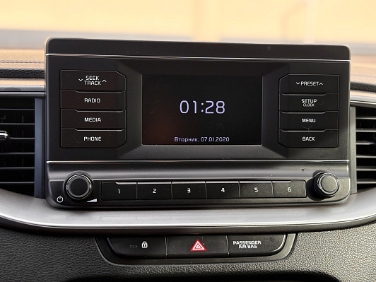 Kia Ceed Luxe, 2021 года, пробег 102400 км