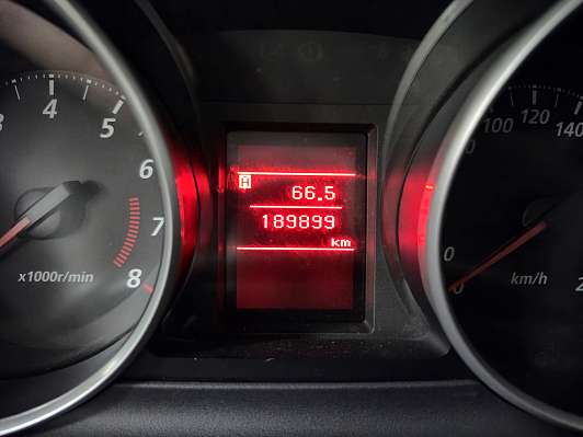 Mitsubishi Outlander Inform, 2011 года, пробег 189866 км