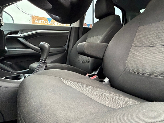Lada (ВАЗ) Vesta Comfort, 2017 года, пробег 136000 км
