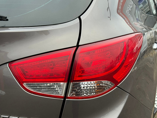 Hyundai ix35 Prestige, 2012 года, пробег 184000 км