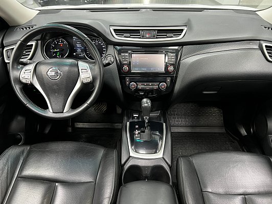 Nissan X-Trail LE, 2016 года, пробег 79000 км