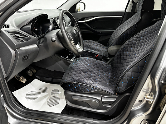 Lada (ВАЗ) Vesta Comfort, 2019 года, пробег 115586 км