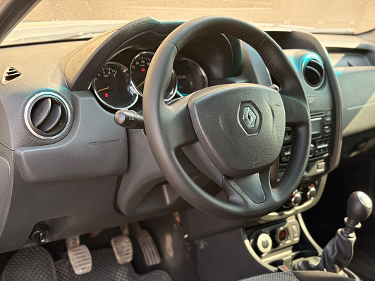 Renault Duster Expression, 2015 года, пробег 123837 км