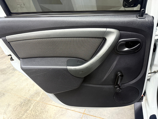 Renault Duster Expression, 2017 года, пробег 100357 км