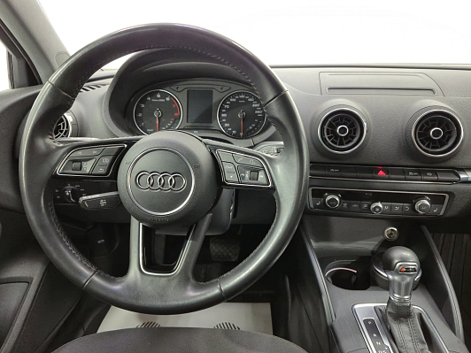 Audi A3, 2020 года, пробег 180918 км