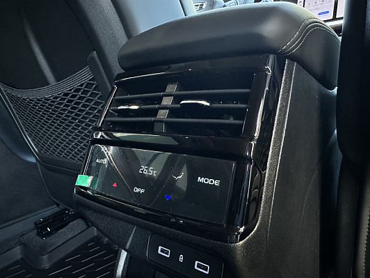 Geely Monjaro, 2023 года, пробег 6500 км