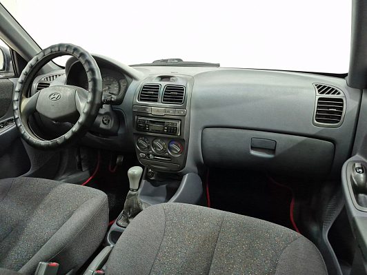 Hyundai Accent, 2004 года, пробег 186615 км