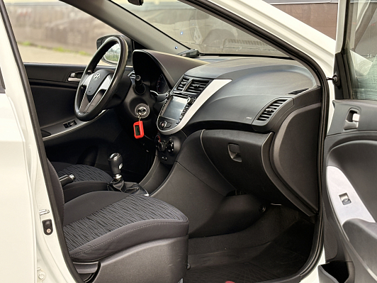 Hyundai Solaris Active, 2014 года, пробег 138722 км