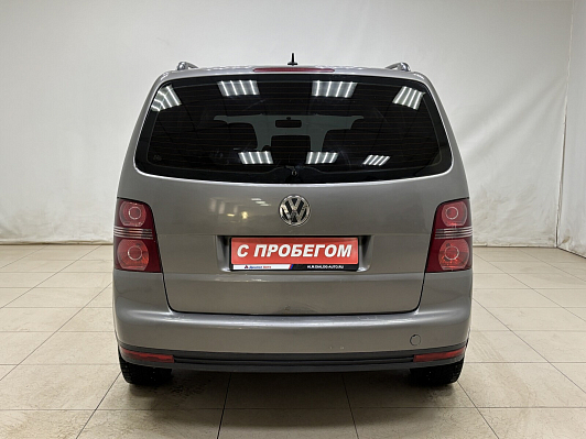 Volkswagen Touran, 2009 года, пробег 202650 км