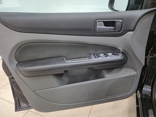Ford Focus Ghia, 2008 года, пробег 257397 км