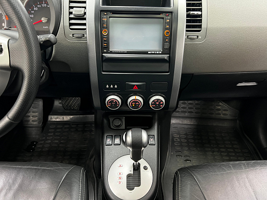 Nissan X-Trail LE, 2008 года, пробег 195290 км