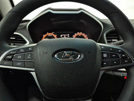 Lada (ВАЗ) Vesta, 2024 года, пробег 28411 км