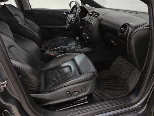 SEAT Leon Style, 2012 года, пробег 215277 км
