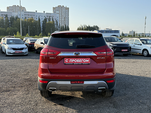 Geely Atlas Luxury, 2021 года, пробег 72792 км