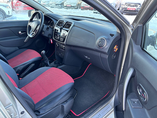 Renault Sandero Drive, 2019 года, пробег 74143 км