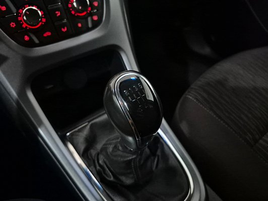 Opel Astra Cosmo, 2013 года, пробег 202375 км