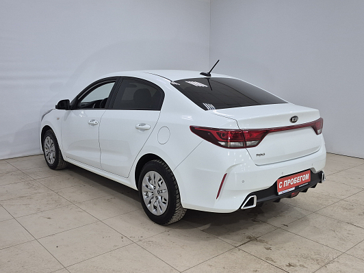 Kia Rio Luxe, 2020 года, пробег 63194 км