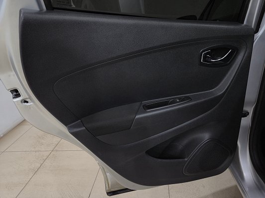 Renault Kaptur Drive, 2017 года, пробег 57616 км