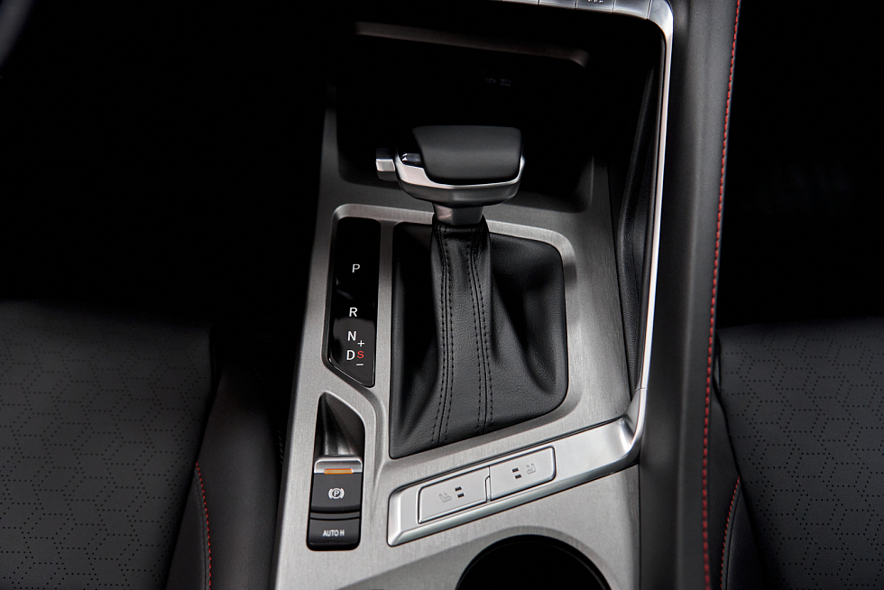 Changan CS35 Plus Tech, красный