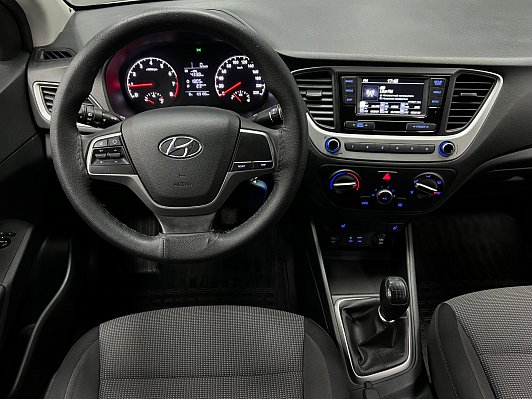 Hyundai Solaris Active, 2018 года, пробег 108000 км