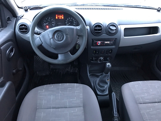 Renault Sandero Authentique, 2010 года, пробег 110000 км