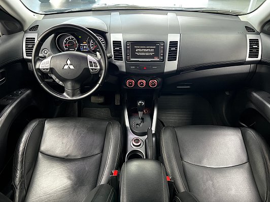 Mitsubishi Outlander Instyle, 2012 года, пробег 155152 км