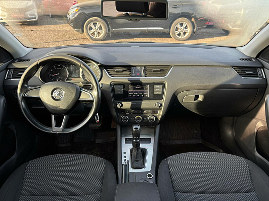 Skoda Octavia Ambition, 2015 года, пробег 231202 км