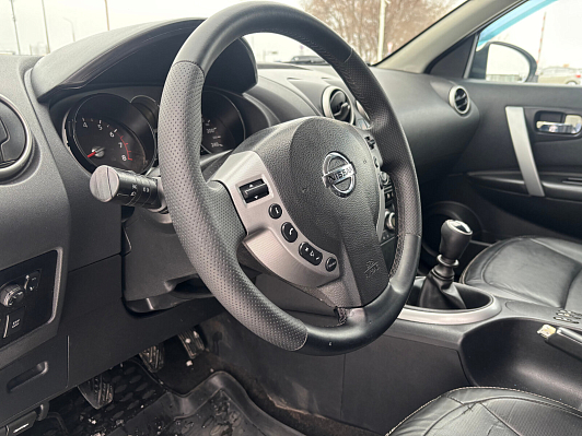 Nissan Qashqai LE, 2008 года, пробег 195000 км