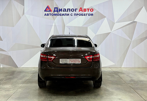 Lada (ВАЗ) Vesta Comfort Winter EnjoY Pro, 2018 года, пробег 101760 км
