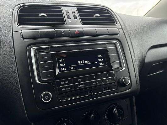 Volkswagen Polo Comfortline, 2020 года, пробег 122169 км