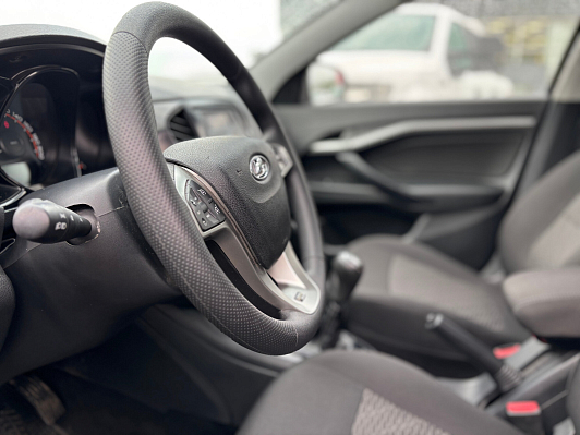 Lada (ВАЗ) Vesta Comfort Image (2018-2019), 2019 года, пробег 118855 км