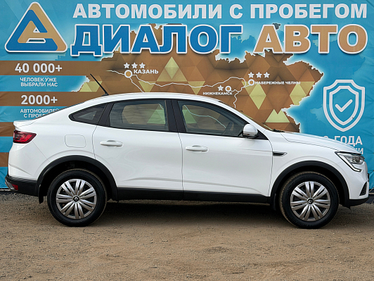Renault Arkana Style, 2022 года, пробег 42130 км