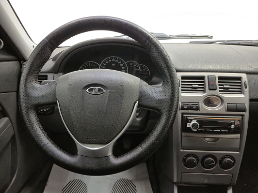 Lada (ВАЗ) Priora Люкс, 2012 года, пробег 223220 км