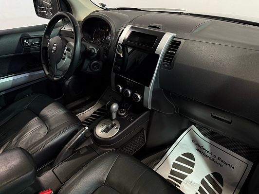 Nissan X-Trail LE High, 2011 года, пробег 222000 км