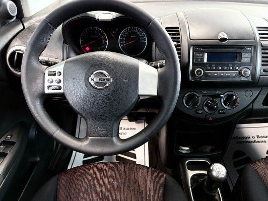 Nissan Note Luxury, 2011 года, пробег 178511 км
