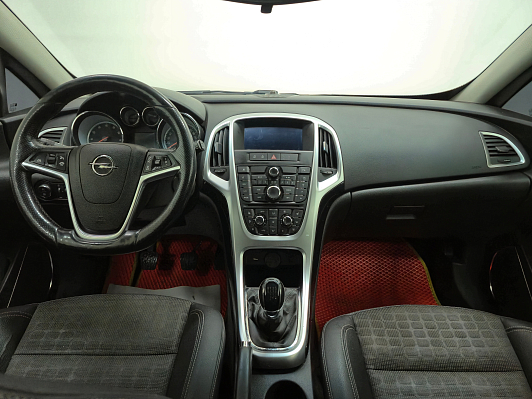 Opel Astra Sport, 2014 года, пробег 195819 км