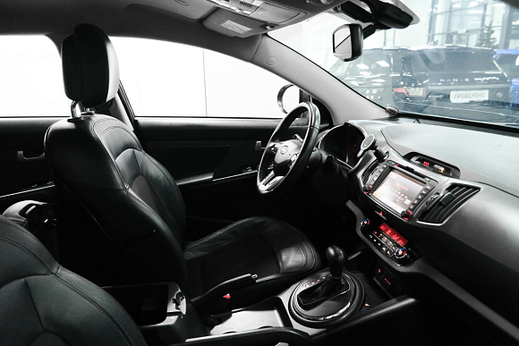 Kia Sportage Premium, 2012 года, пробег 290452 км