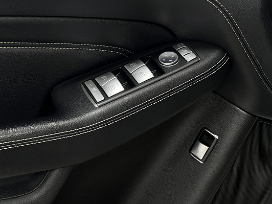 Mercedes-Benz M-Класс, 2011 года, пробег 245000 км