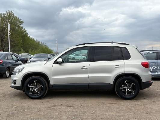 Volkswagen Tiguan, 2012 года, пробег 124174 км
