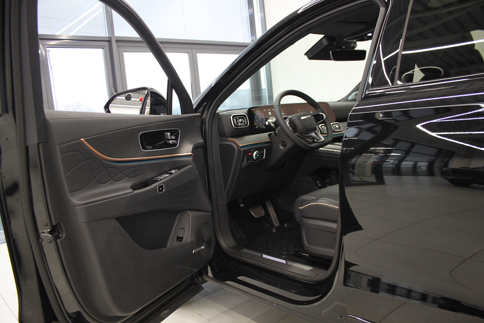 Jaecoo J8 Комфорт, черный