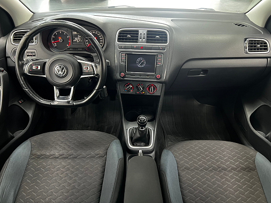 Volkswagen Polo Comfortline, 2019 года, пробег 165767 км